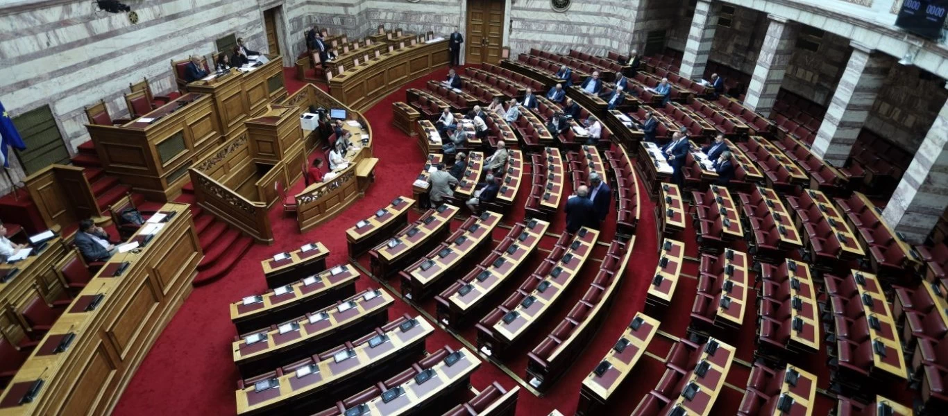 Κατατέθηκε τροπολογία για τη στήριξη των ελεύθερων επαγγελματιών και των ανέργων